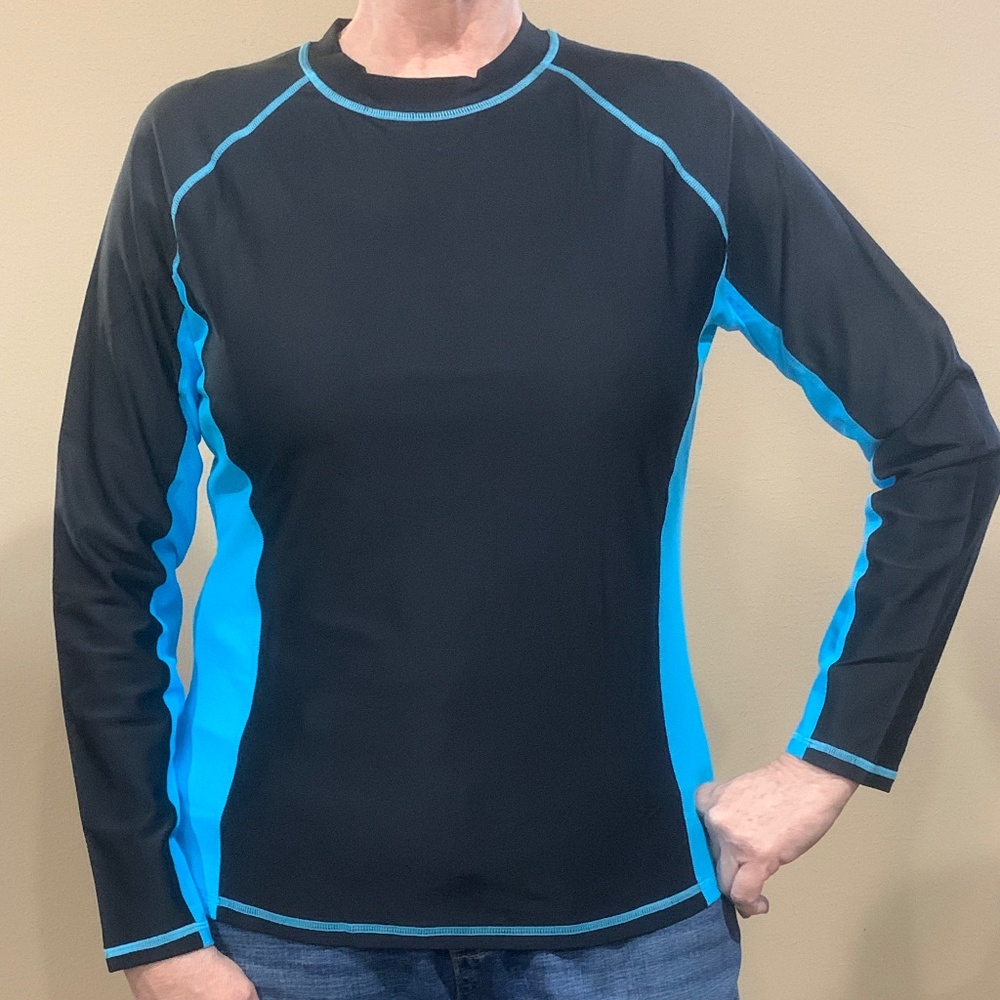 NWT Isnowood Rash Guard Women Swimsuit Long Sleeve Top UPF 50+ Nylon/Spa…